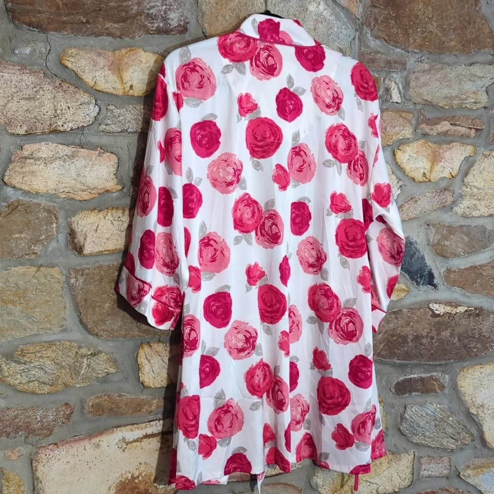 Kate Spade Dream a Little Dream Bella Rose short length robe